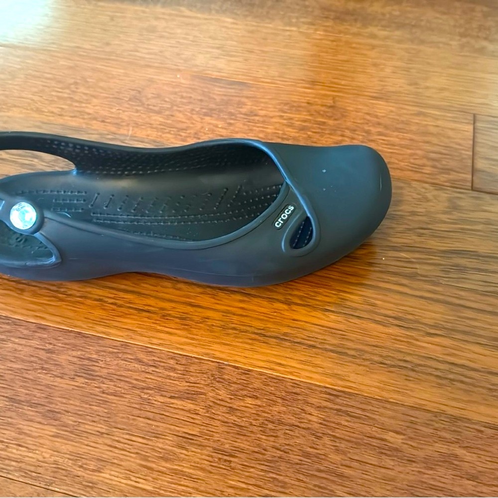 CROCS Pre-loved Jayna Slingback Women's Black Flats Size 8
